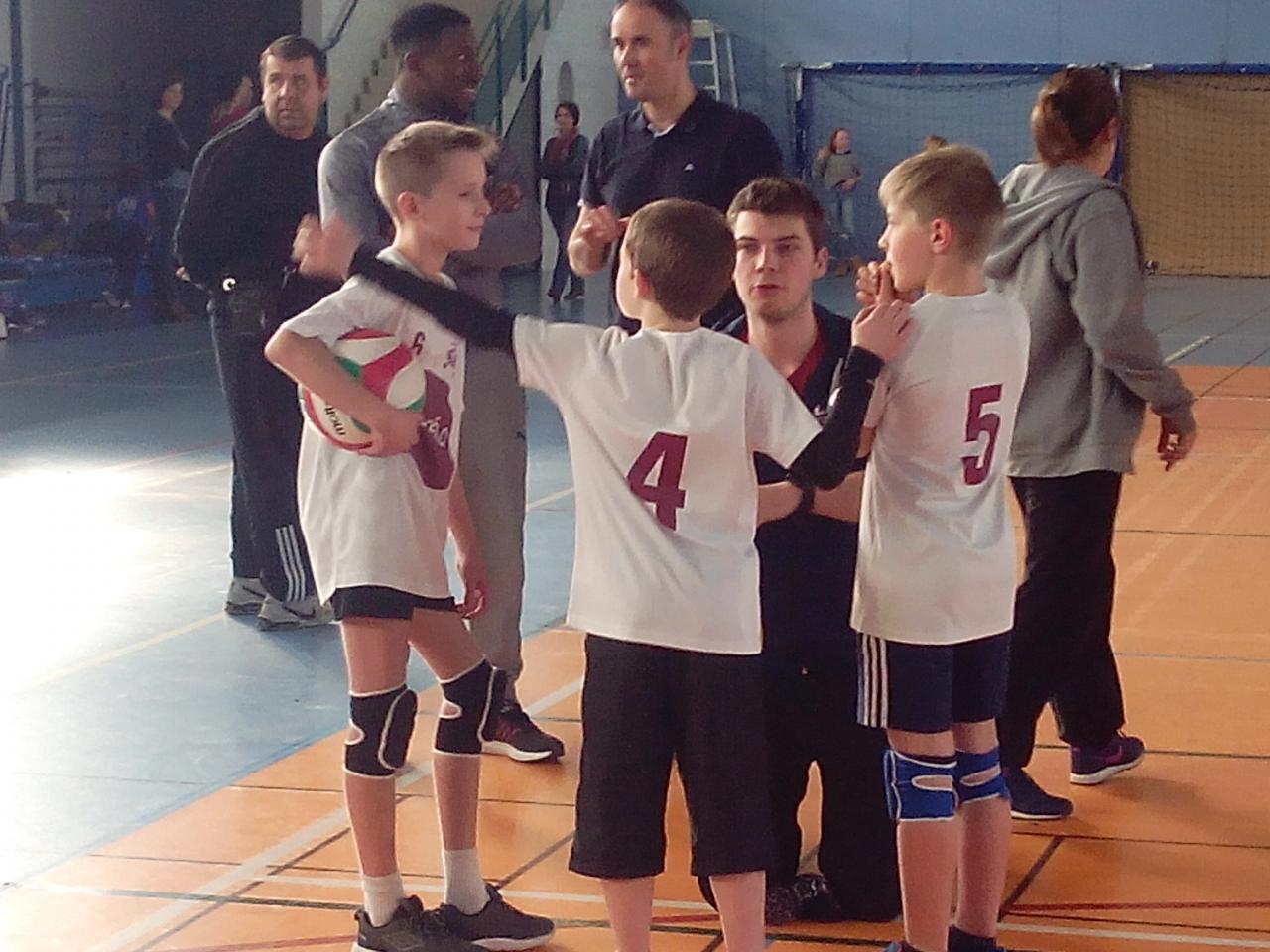 volley 040218 050